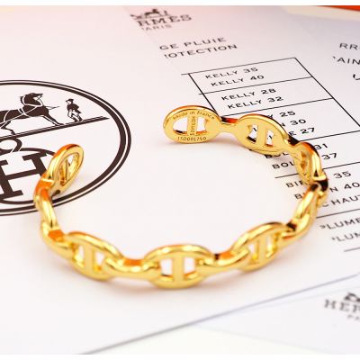 Hermes Cuff Bracelet Gold metal