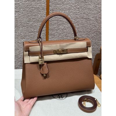 Gold Togo Kelly 32 Gold Hardware