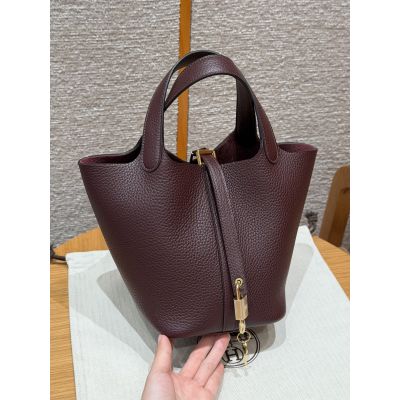 Rouge Seller Clemence Picotin Lock 18 